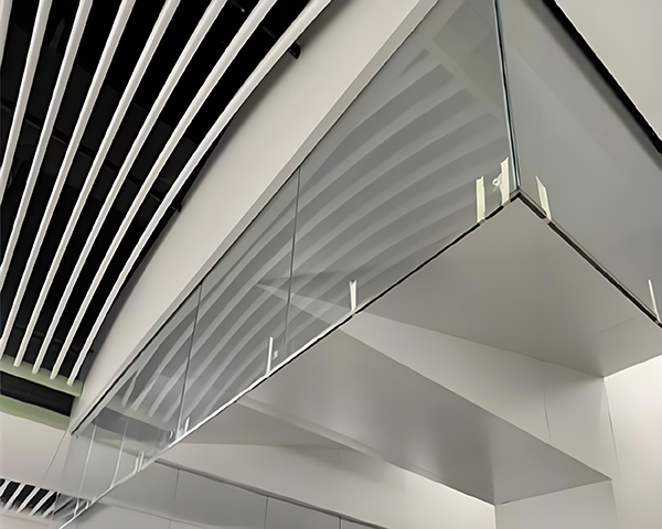 青铜峡玻璃青铜峡挡烟垂壁