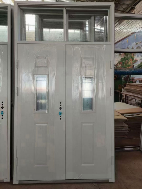 青铜峡学校教室门