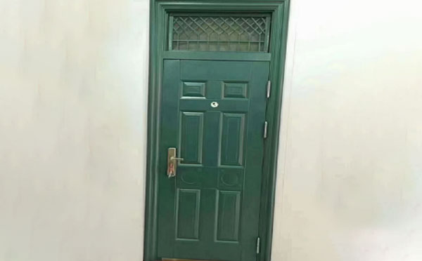 青铜峡学校教室门 青铜峡学校教室门